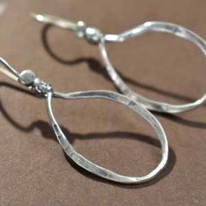 Silpada Lasso Oxidized Sterling Silver Hammered Oval Twisted Hook Earrings